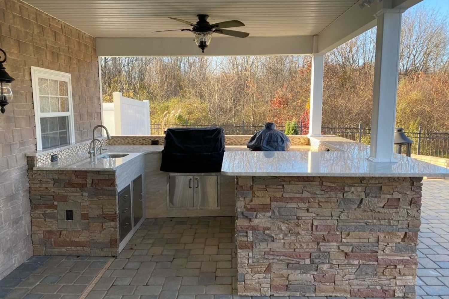 Example of stone veneer siding installation